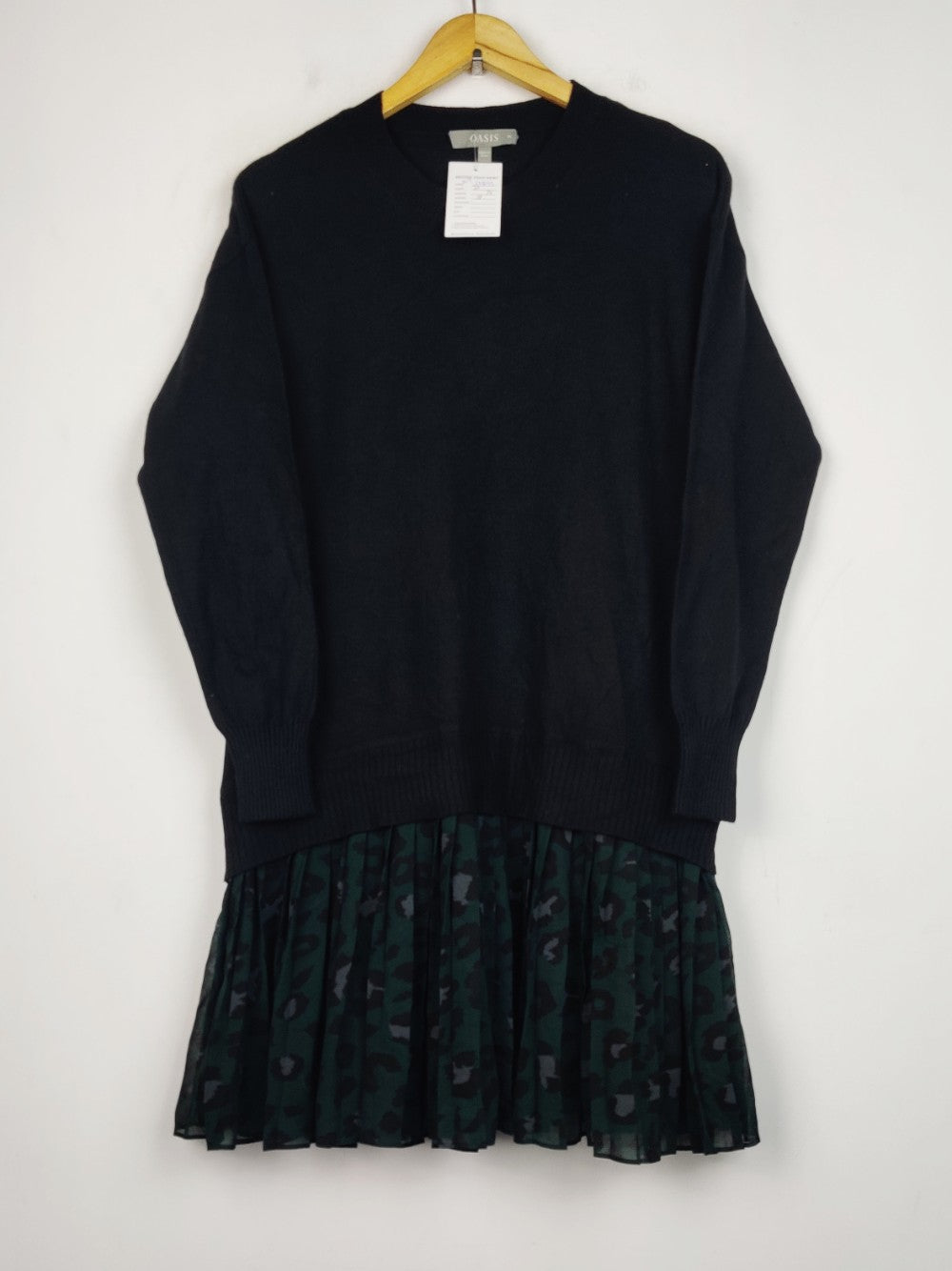 Oasis (WT-12801)