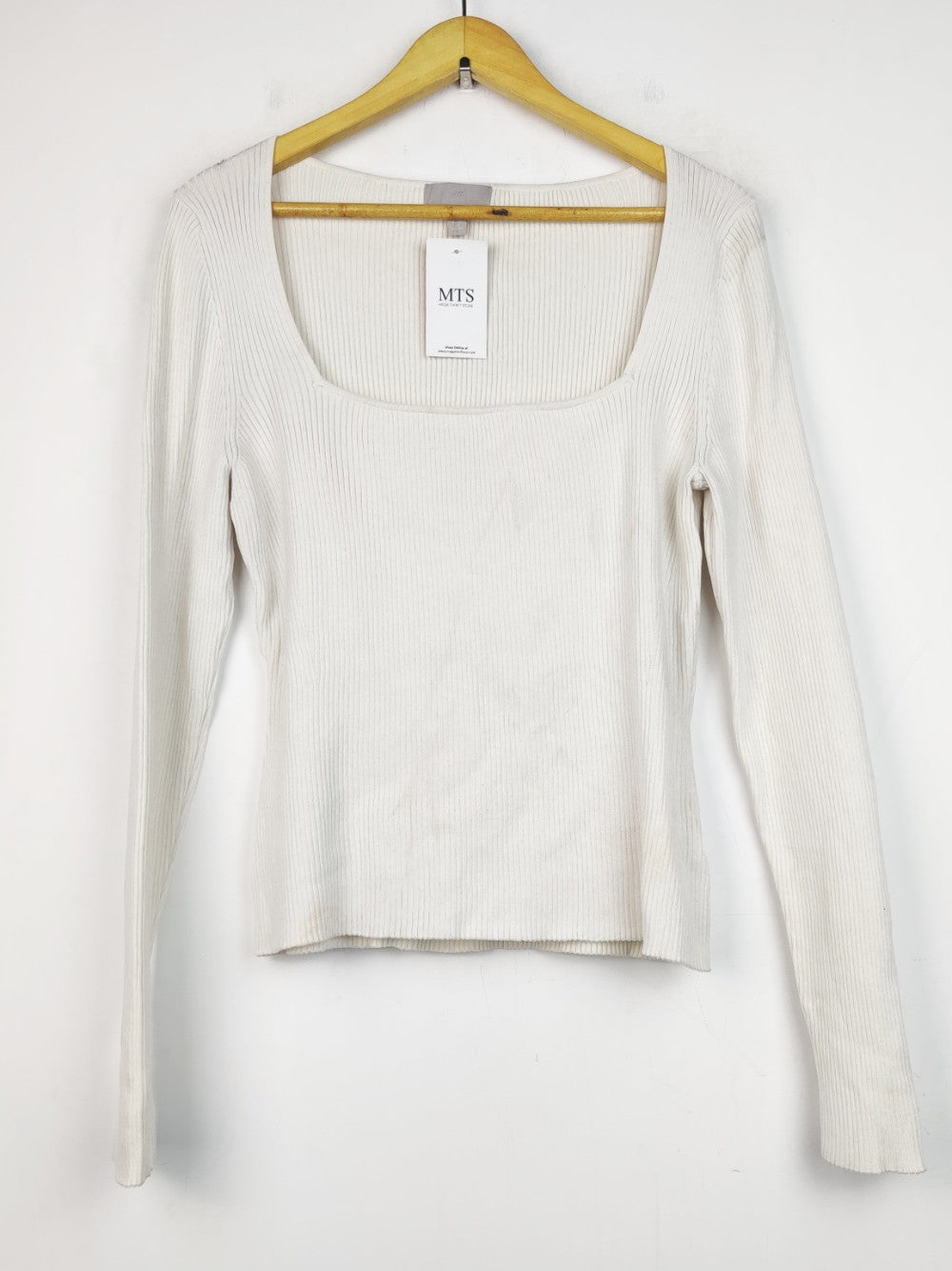 H&M (WT-13563)