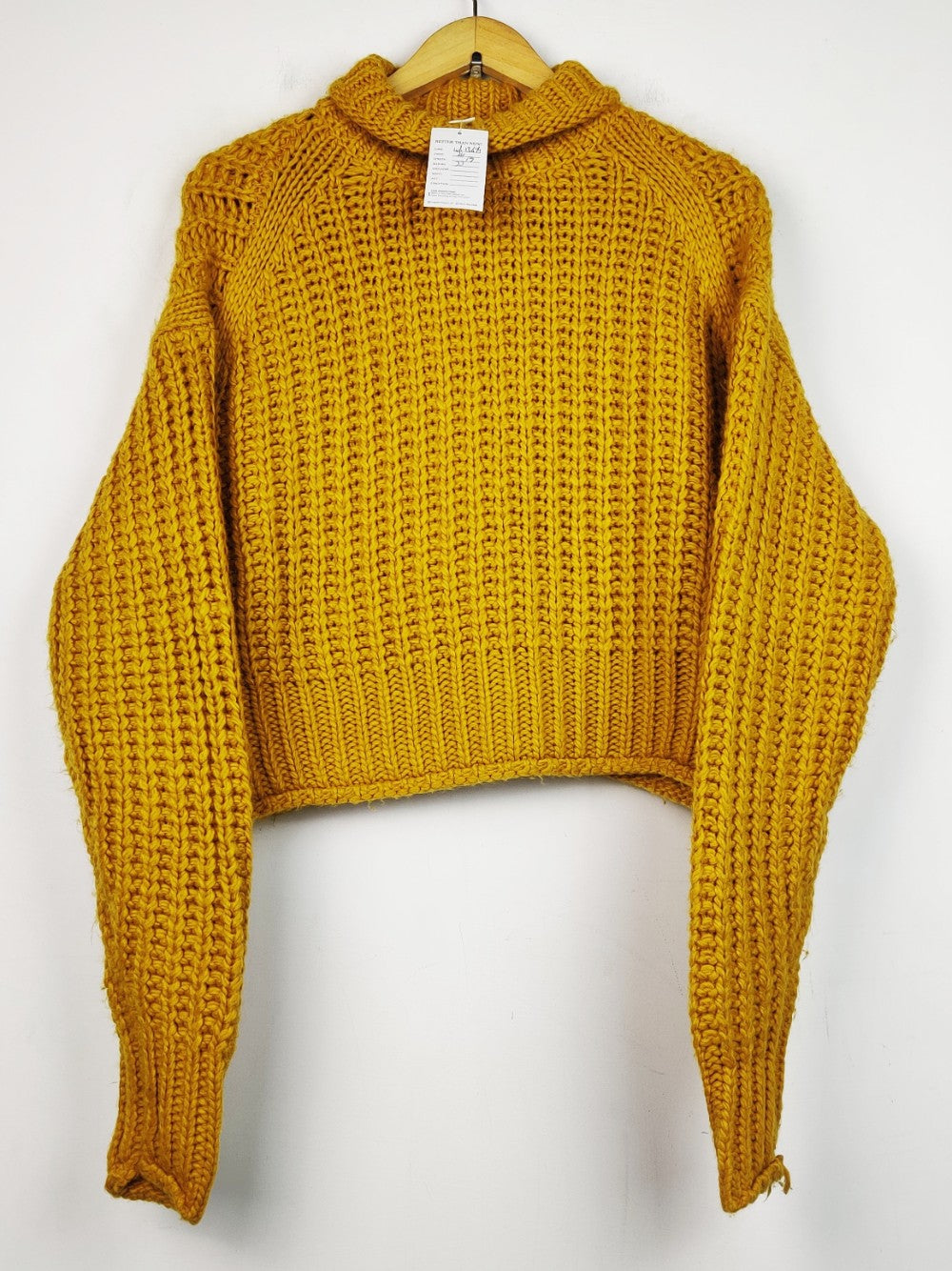 H&M (WT-13674)