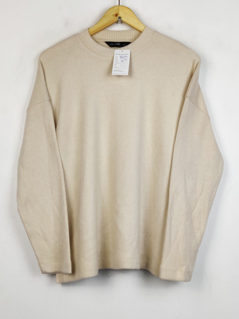 F&F (WT-13922)