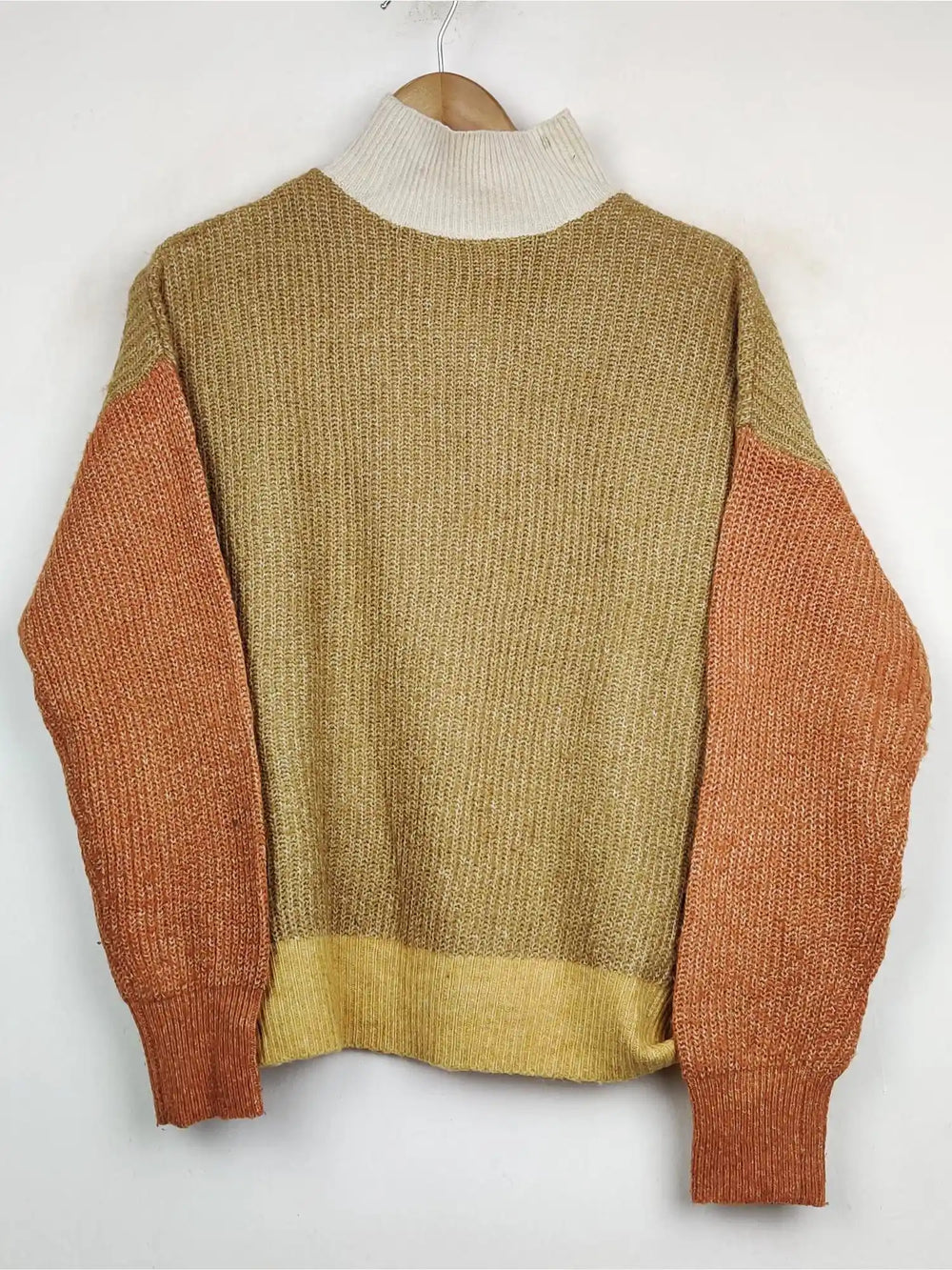 Buy online pre-used pre-loved 100% authentic & Original branded Primark (WT-3283) available in Pakistan. Top international brands avilable.