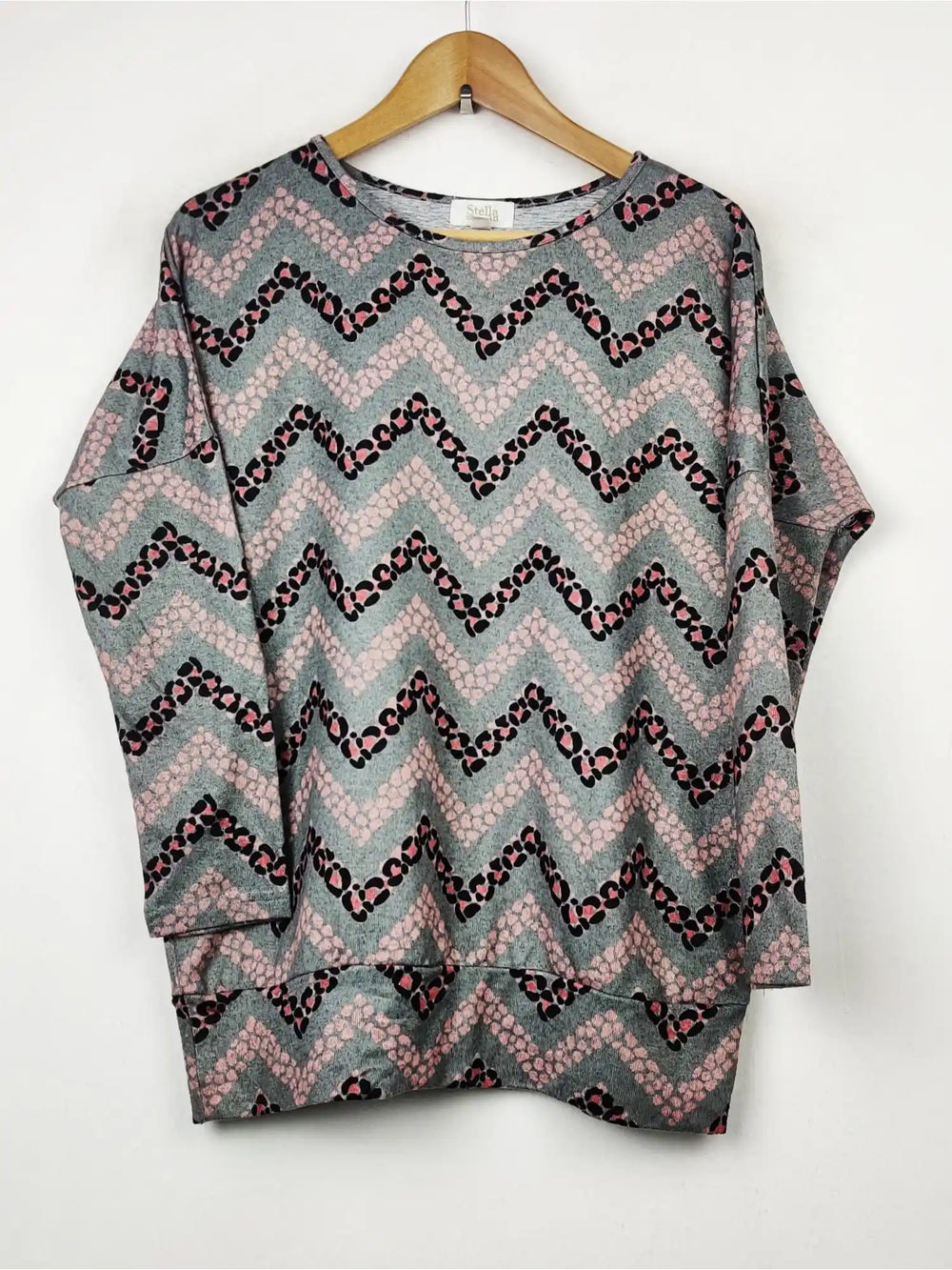 Buy online pre-used pre-loved 100% authentic & Original branded Stella Morgan (WT-3441) available in Pakistan. Top international brands avilable.