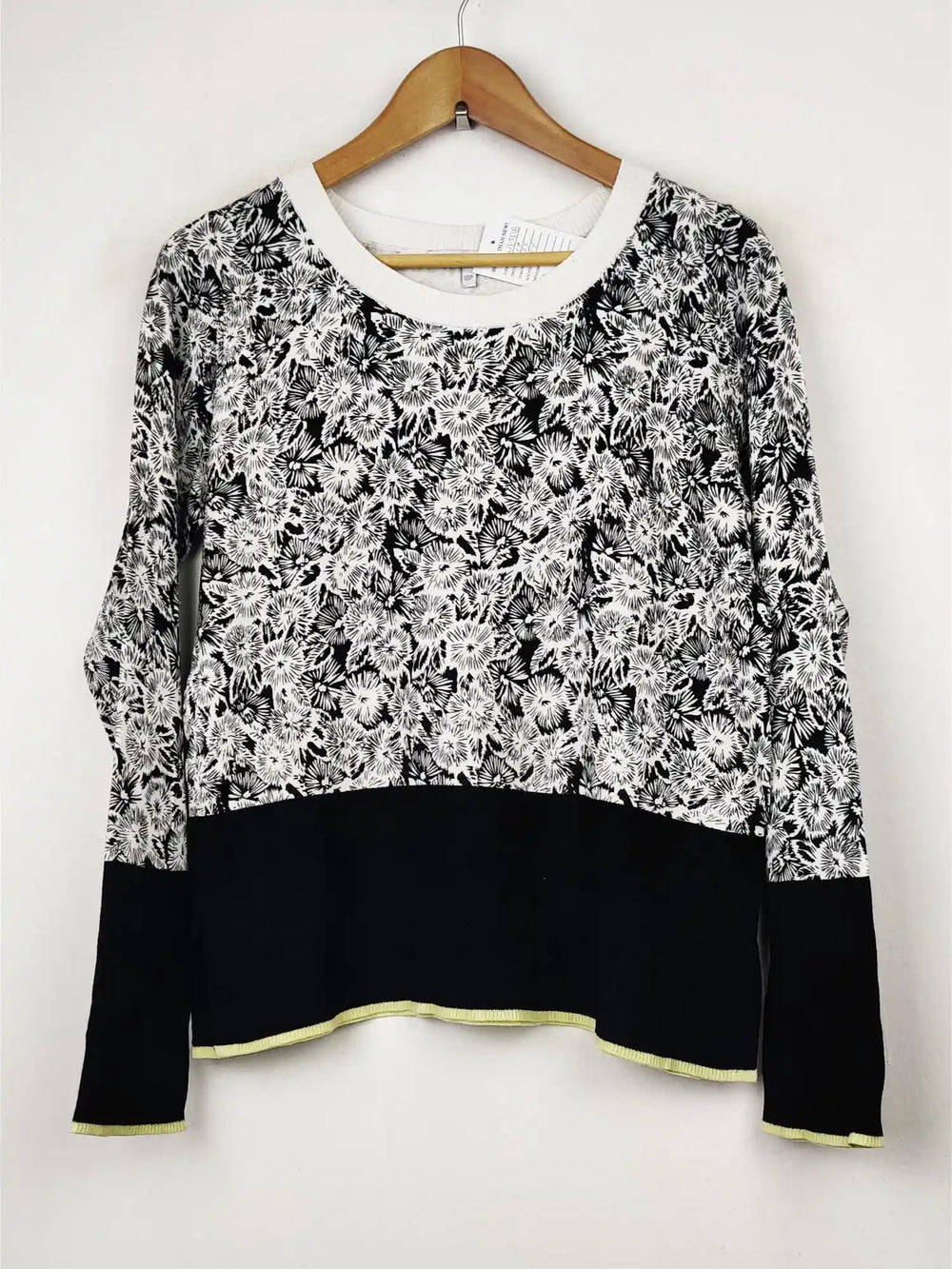 Buy online pre-used pre-loved 100% authentic & Original branded Next (WT-3518) available in Pakistan. Top international brands avilable.