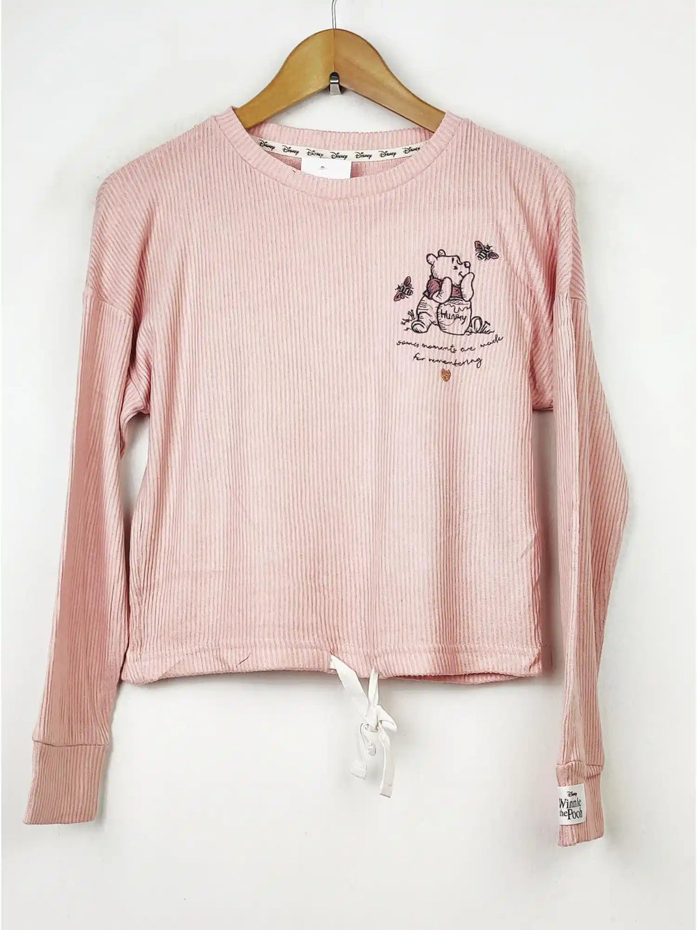 Buy online pre-used pre-loved 100% authentic & Original branded Disnep (WT-3521) available in Pakistan. Top international brands avilable.