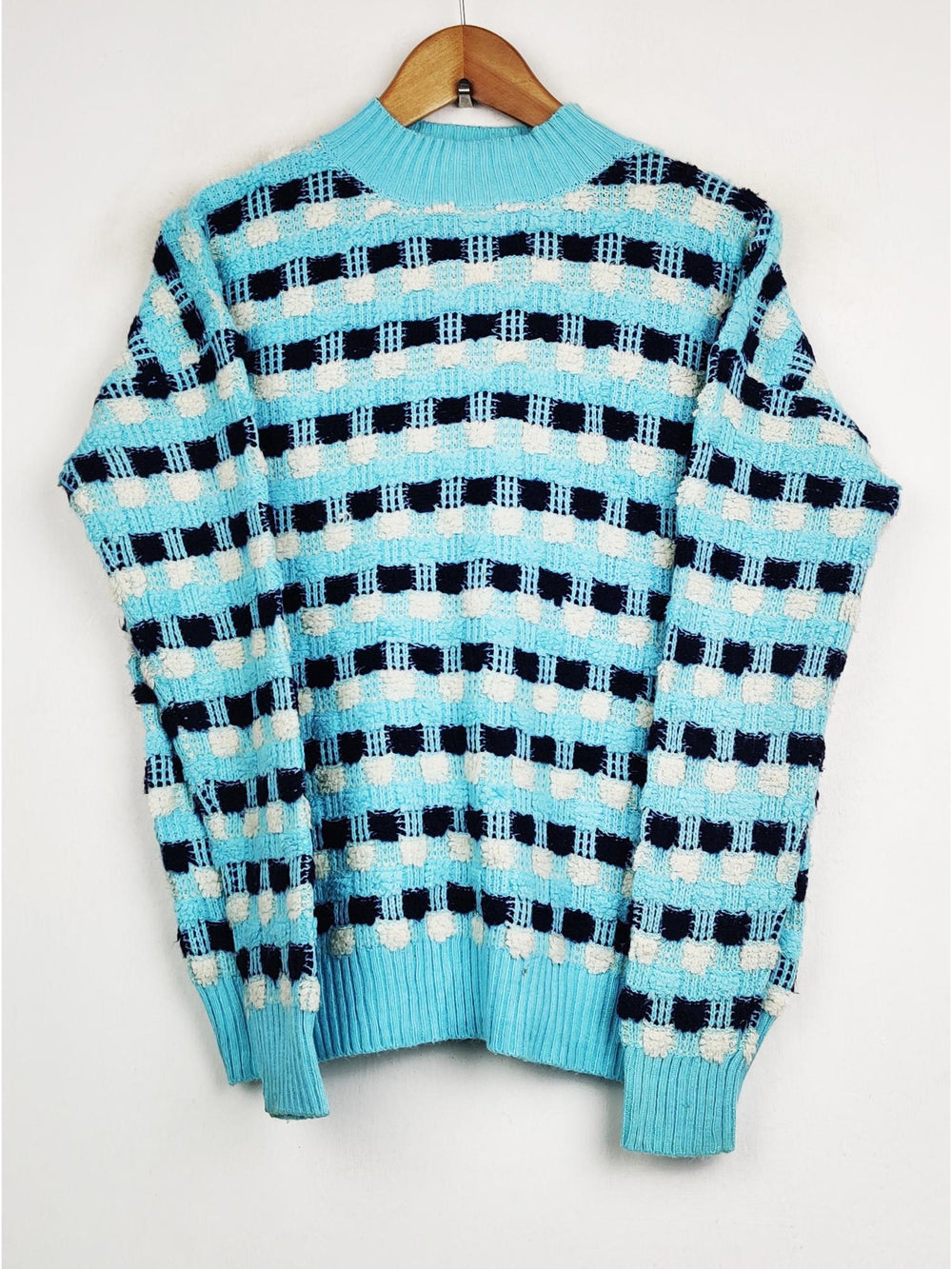 Buy online pre-used pre-loved 100% authentic & Original branded Savida (WT-3534) available in Pakistan. Top international brands avilable.