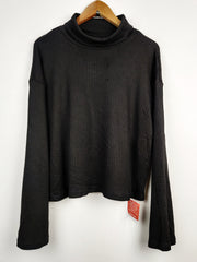 Buy online pre-used pre-loved 100% authentic & Original branded Shein (WT-4050) available in Pakistan. Top international brands avilable.