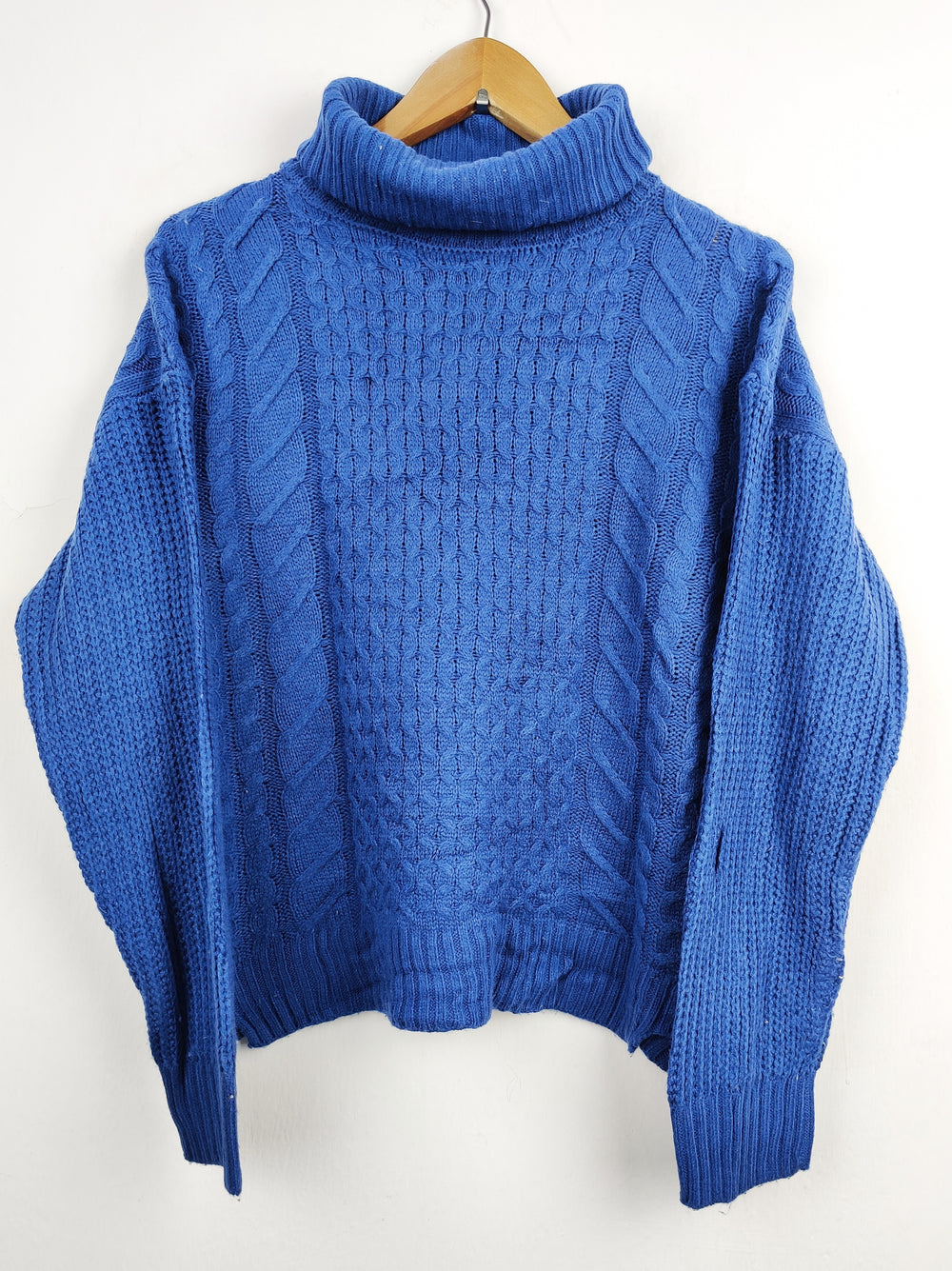 Buy online pre-used pre-loved 100% authentic & Original branded Shein (WT-4068) available in Pakistan. Top international brands avilable.