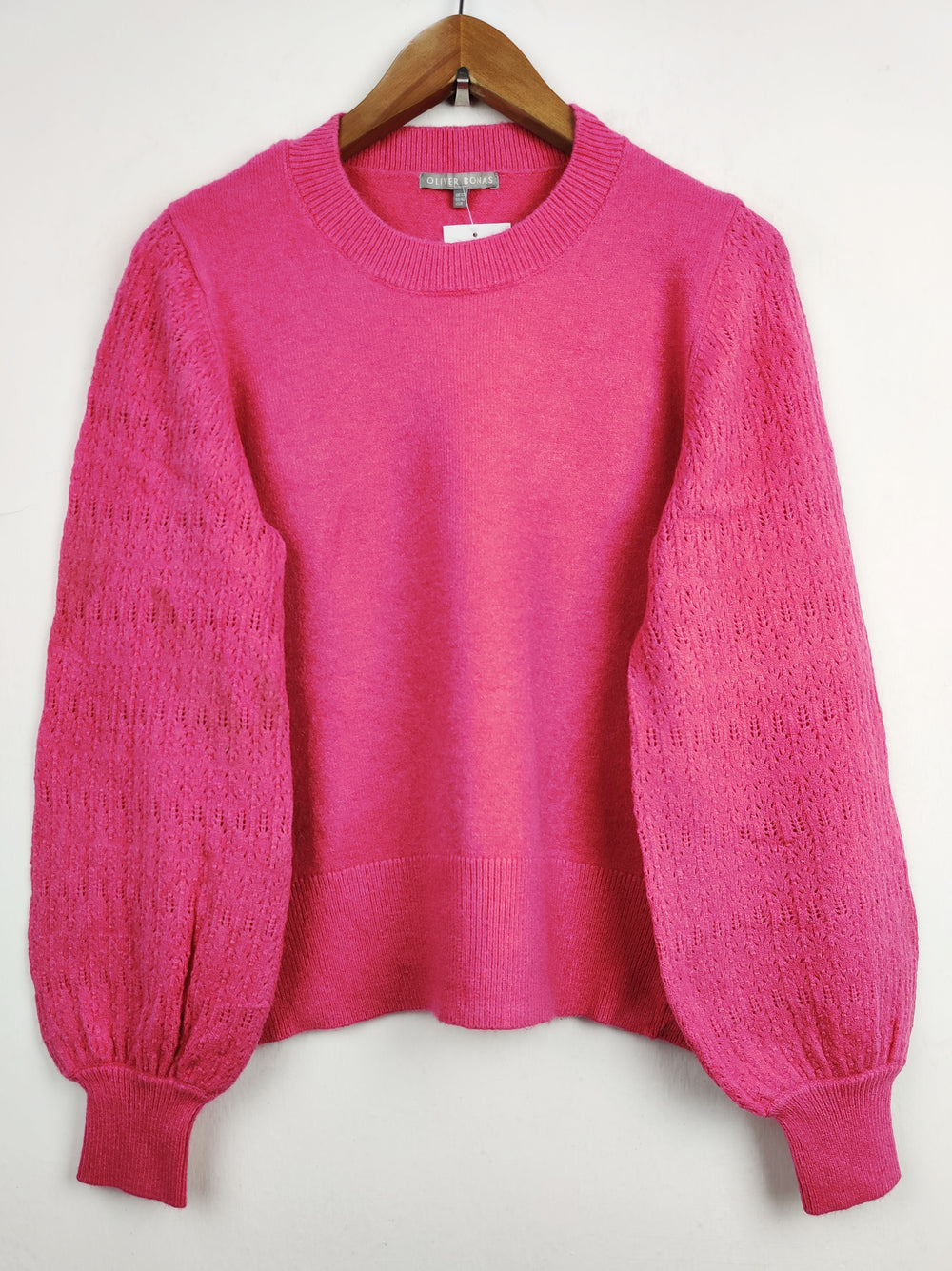 Buy online pre-used pre-loved 100% authentic & Original branded Oliver Bonas (WT-4087) available in Pakistan. Top international brands avilable.