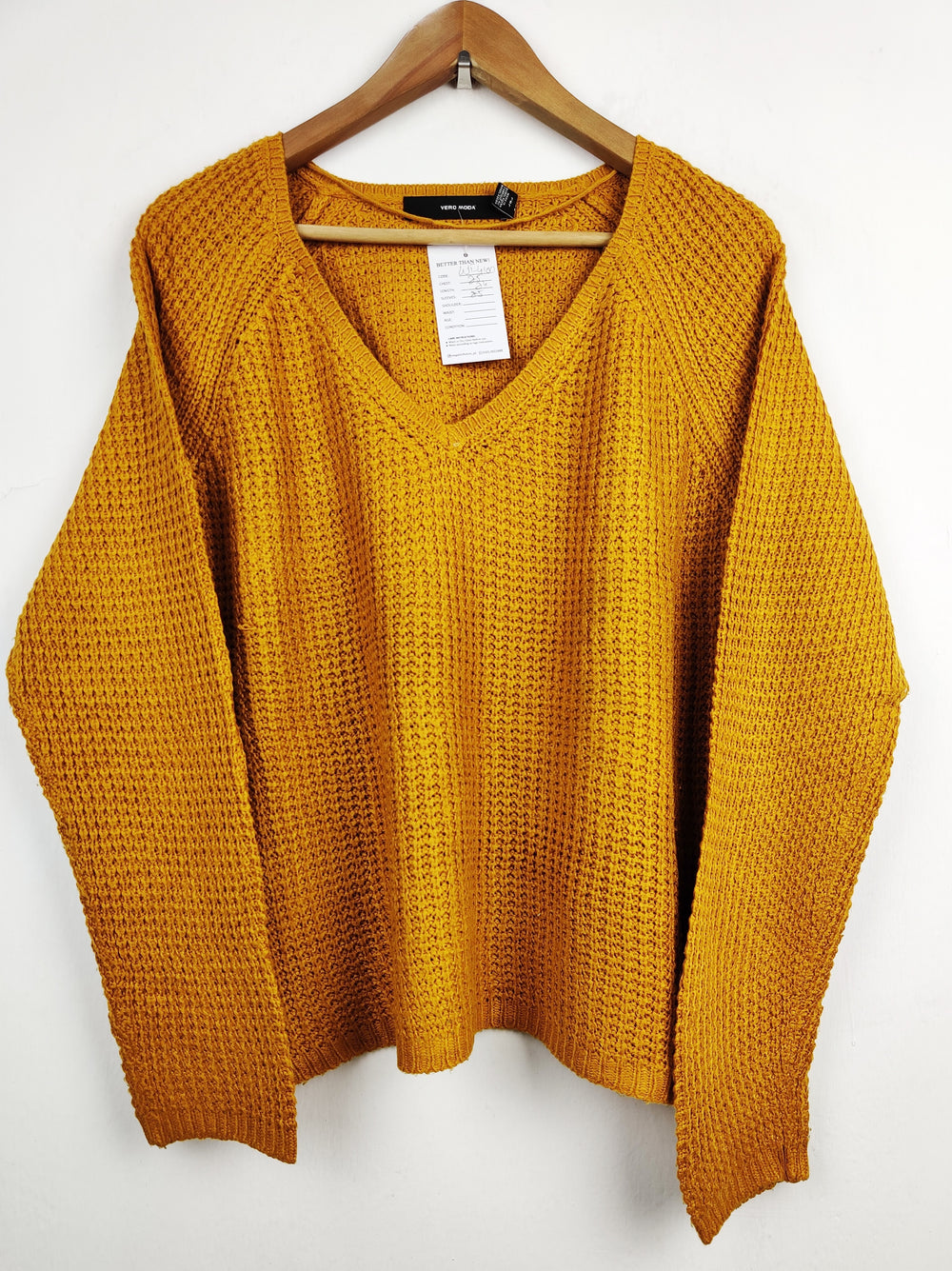 Buy online pre-used pre-loved 100% authentic & Original branded Vero Moda (WT-4100) available in Pakistan. Top international brands avilable.