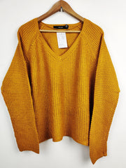 Buy online pre-used pre-loved 100% authentic & Original branded Vero Moda (WT-4100) available in Pakistan. Top international brands avilable.