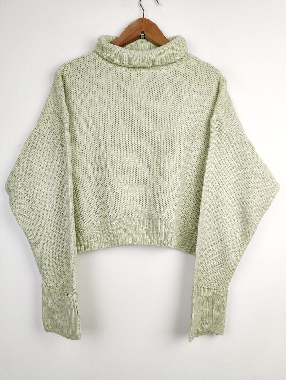 Buy online pre-used pre-loved 100% authentic & Original branded Shein (WT-4280) available in Pakistan. Top international brands avilable.