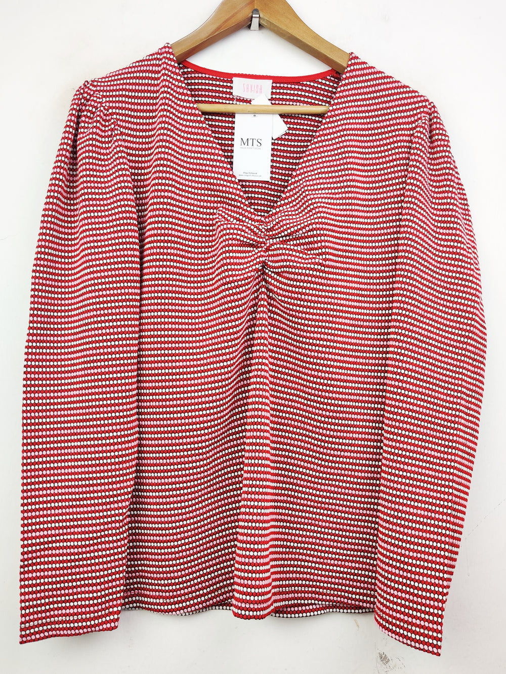 Buy online pre-used pre-loved 100% authentic & Original branded Savida (WT-4440) available in Pakistan. Top international brands avilable.