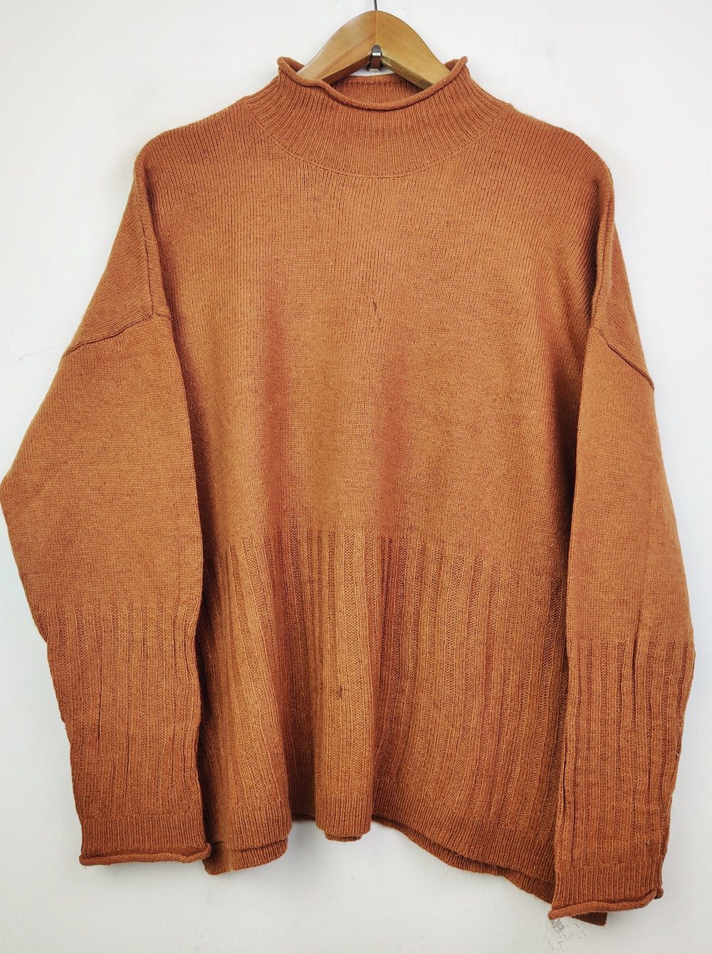 Buy online pre-used pre-loved 100% authentic & Original branded Marks & Spencer (WT-4457) available in Pakistan. Top international brands avilable.