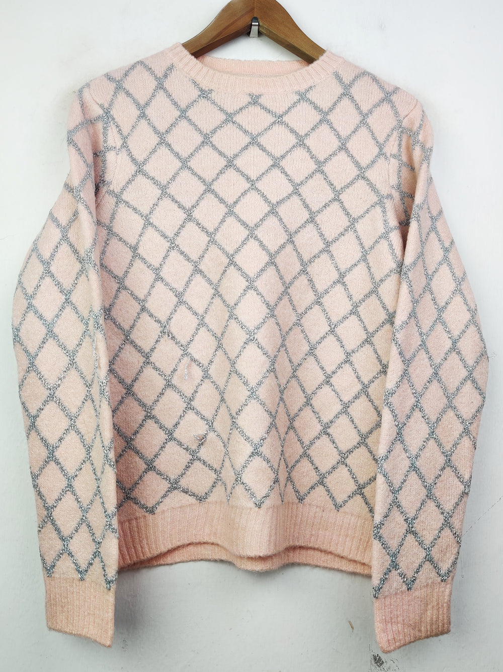 Buy online pre-used pre-loved 100% authentic & Original branded Savida (WT-4528) available in Pakistan. Top international brands avilable.