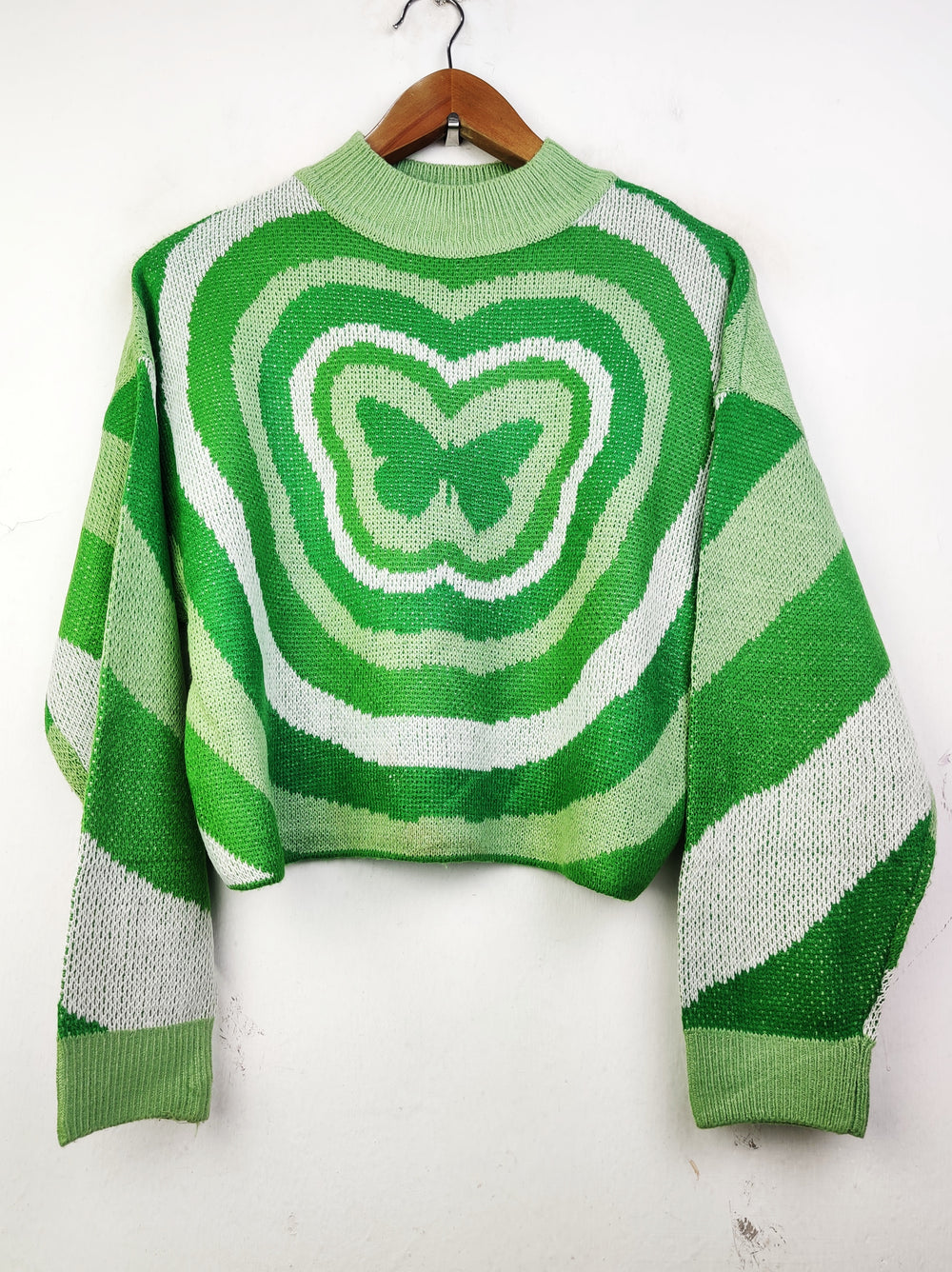 Buy online pre-used pre-loved 100% authentic & Original branded H&M (WT-4617) available in Pakistan. Top international brands avilable.