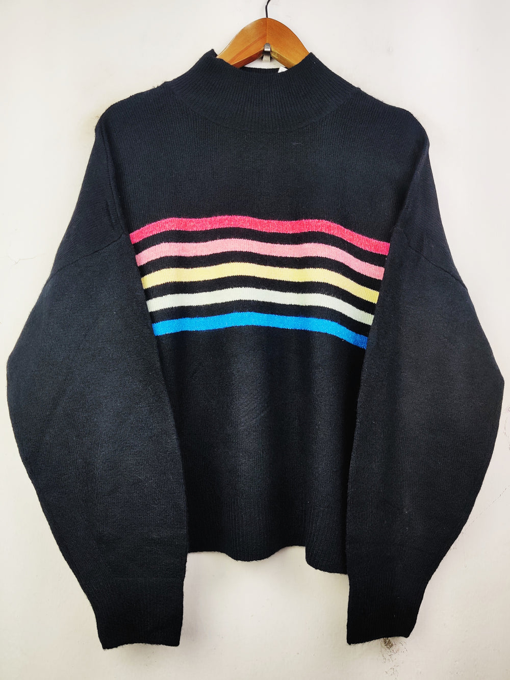 Buy online pre-used pre-loved 100% authentic & Original branded F&F (WT-4628) available in Pakistan. Top international brands avilable.