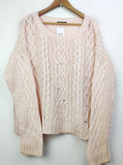 Buy online pre-used pre-loved 100% authentic & Original branded New Look 915 (WT-4682) available in Pakistan. Top international brands avilable.