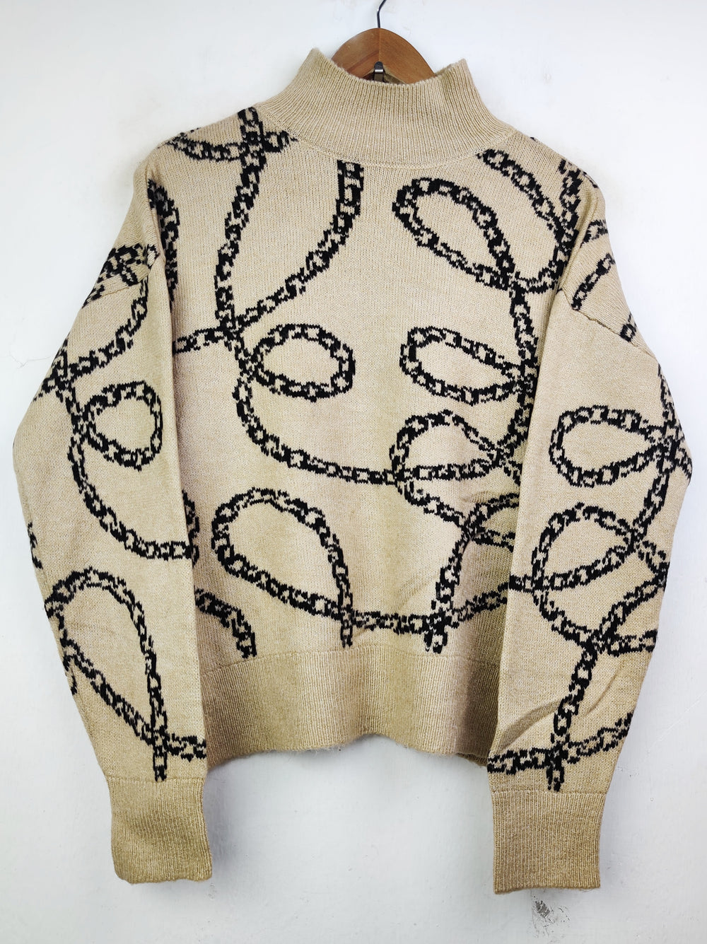 Buy online pre-used pre-loved 100% authentic & Original branded F&F (WT-4730) available in Pakistan. Top international brands avilable.