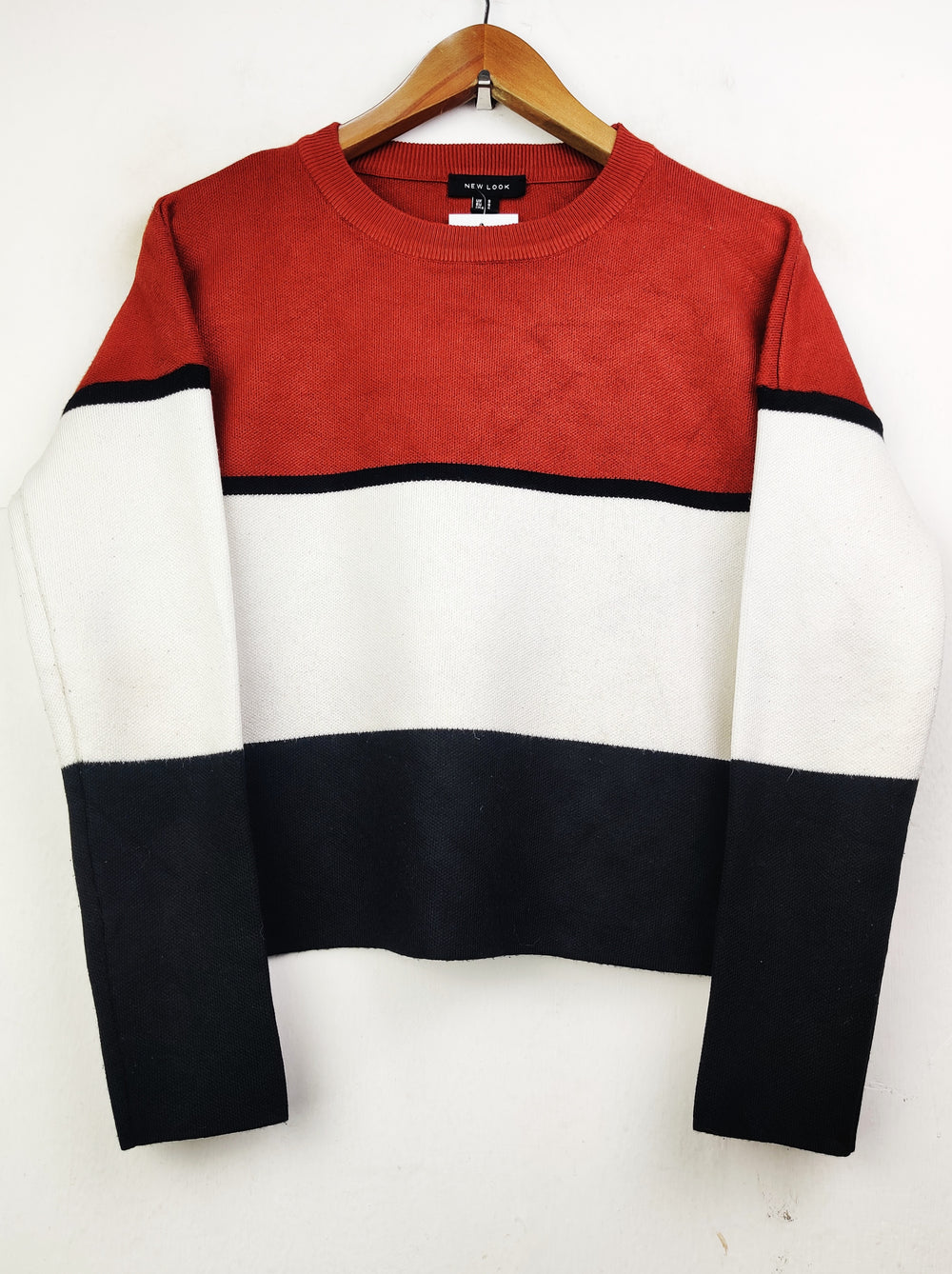 Buy online pre-used pre-loved 100% authentic & Original branded New Look (WT-4815) available in Pakistan. Top international brands avilable.