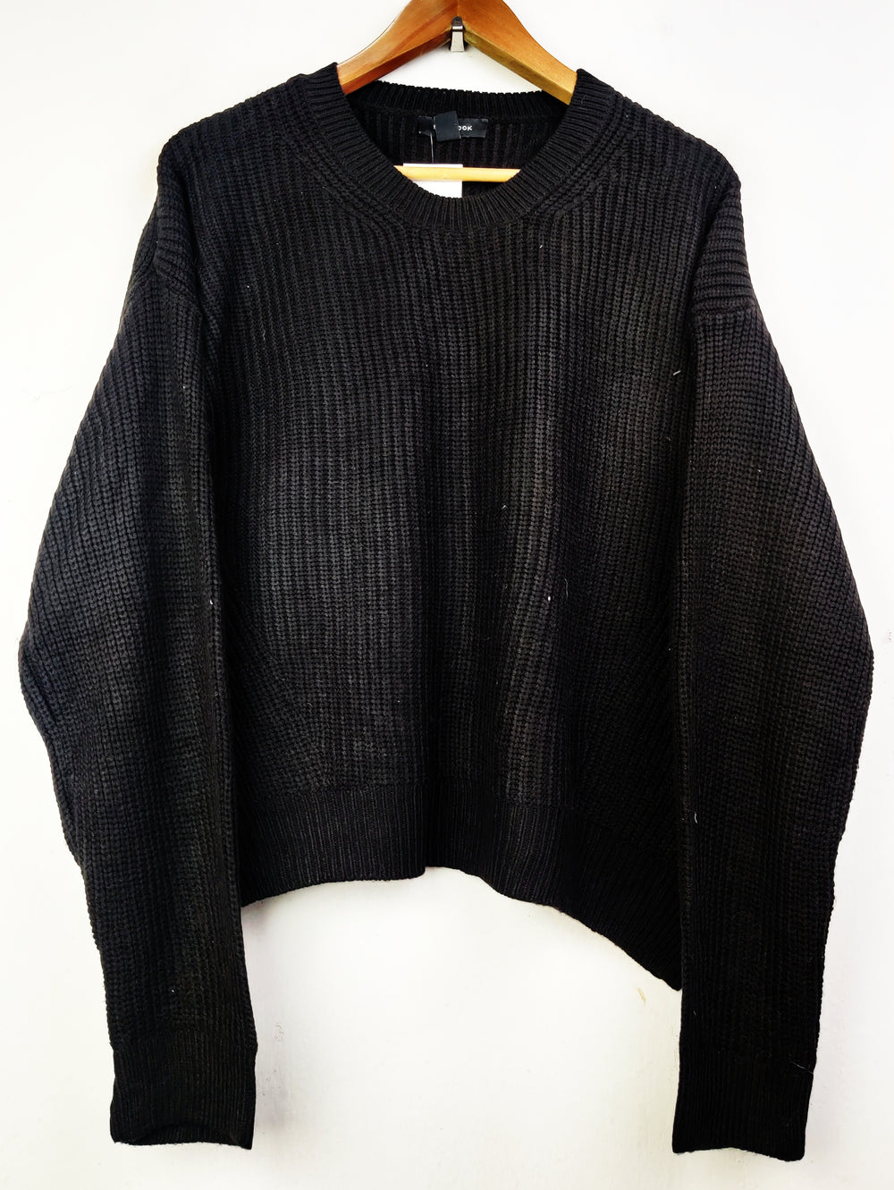 Buy online pre-used pre-loved 100% authentic & Original branded New Look (WT-4836) available in Pakistan. Top international brands avilable.