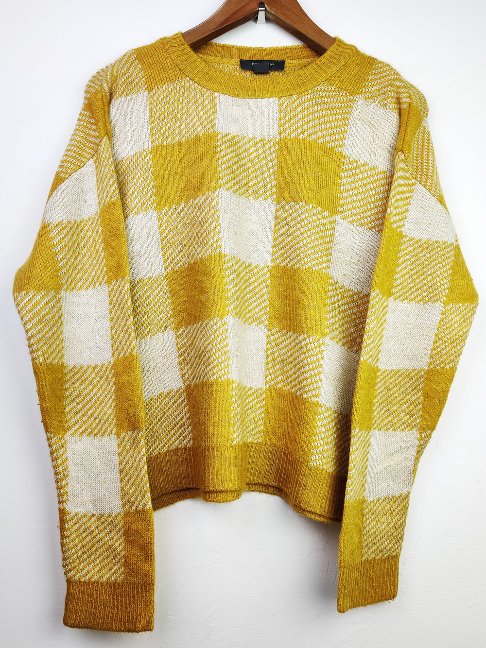 Buy online pre-used pre-loved 100% authentic & Original branded Primark (WT-4922) available in Pakistan. Top international brands avilable.