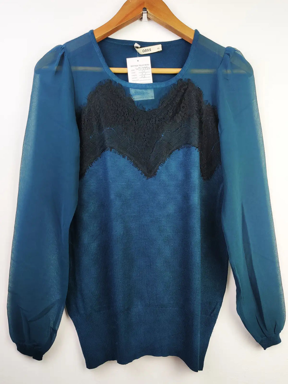 Buy online pre-used pre-loved 100% authentic & Original branded Oasis (WT-4990) available in Pakistan. Top international brands avilable.