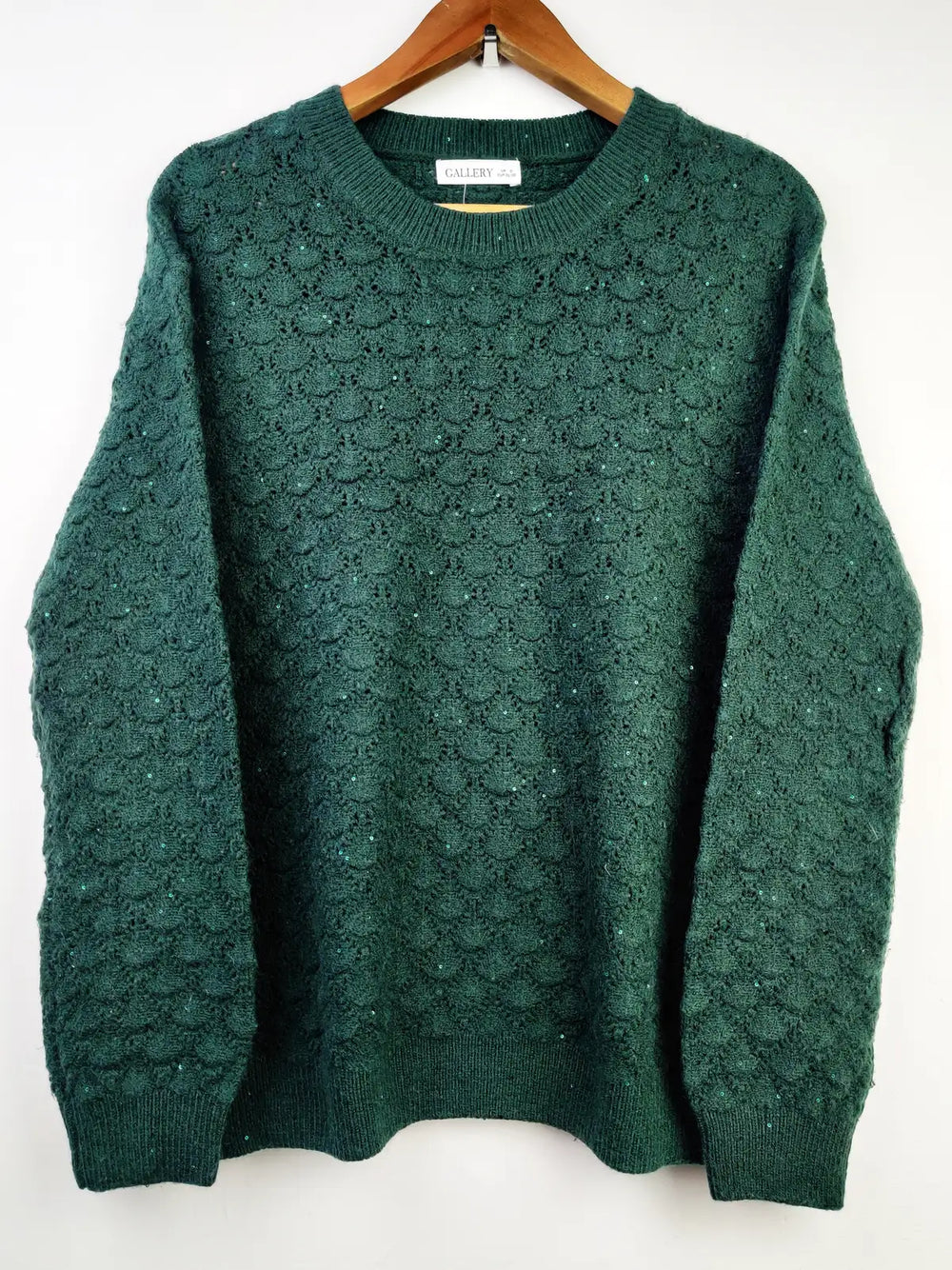 Buy online pre-used pre-loved 100% authentic & Original branded Gallery (WT-4997) available in Pakistan. Top international brands avilable.