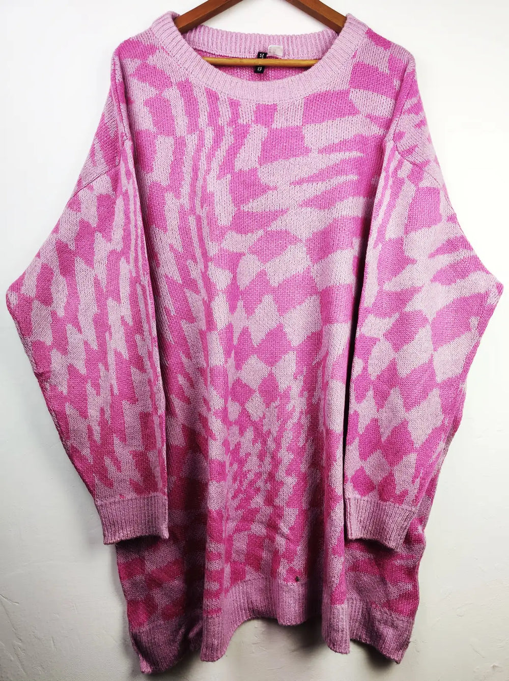 Buy online pre-used pre-loved 100% authentic & Original branded Wallis (WT-5010) available in Pakistan. Top international brands avilable.