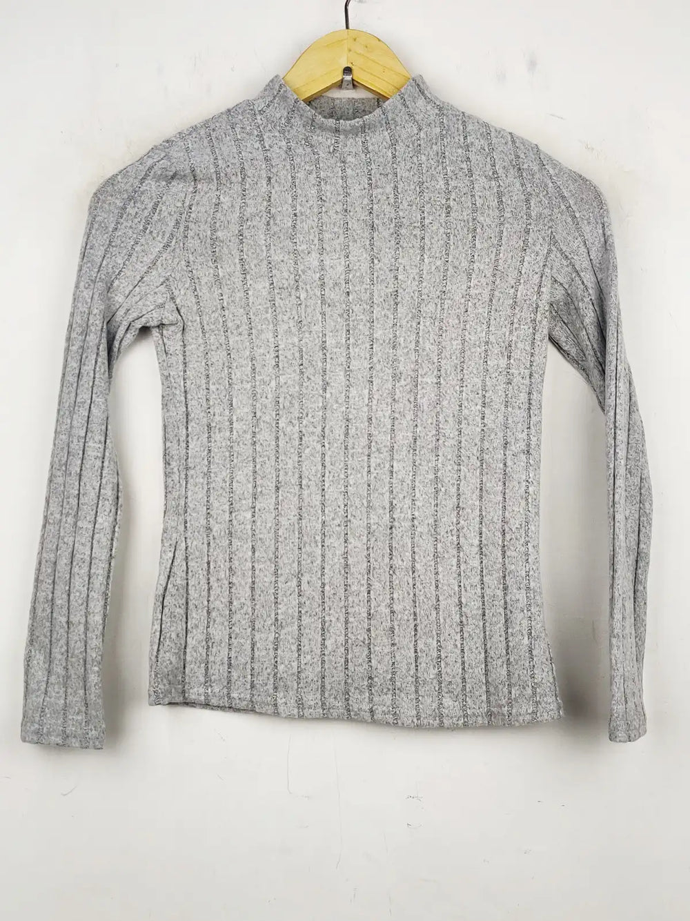 Buy online pre-used pre-loved 100% authentic & Original branded Shein (WT-5105) available in Pakistan. Top international brands avilable.