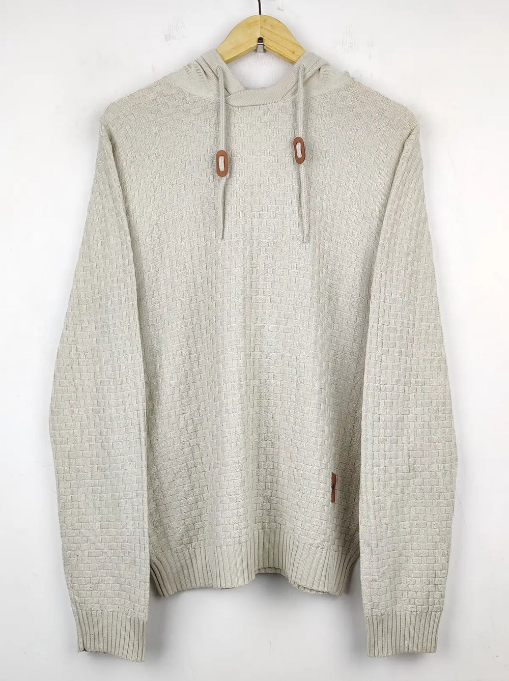 Buy online pre-used pre-loved 100% authentic & Original branded Shein (WT-5136) available in Pakistan. Top international brands avilable.