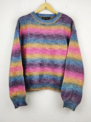 Buy online pre-used pre-loved 100% authentic & Original branded Unknown Brand (WT-5152) available in Pakistan. Top international brands avilable.