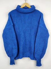 Buy online pre-used pre-loved 100% authentic & Original branded Unknown Brand (WT-5195) available in Pakistan. Top international brands avilable.