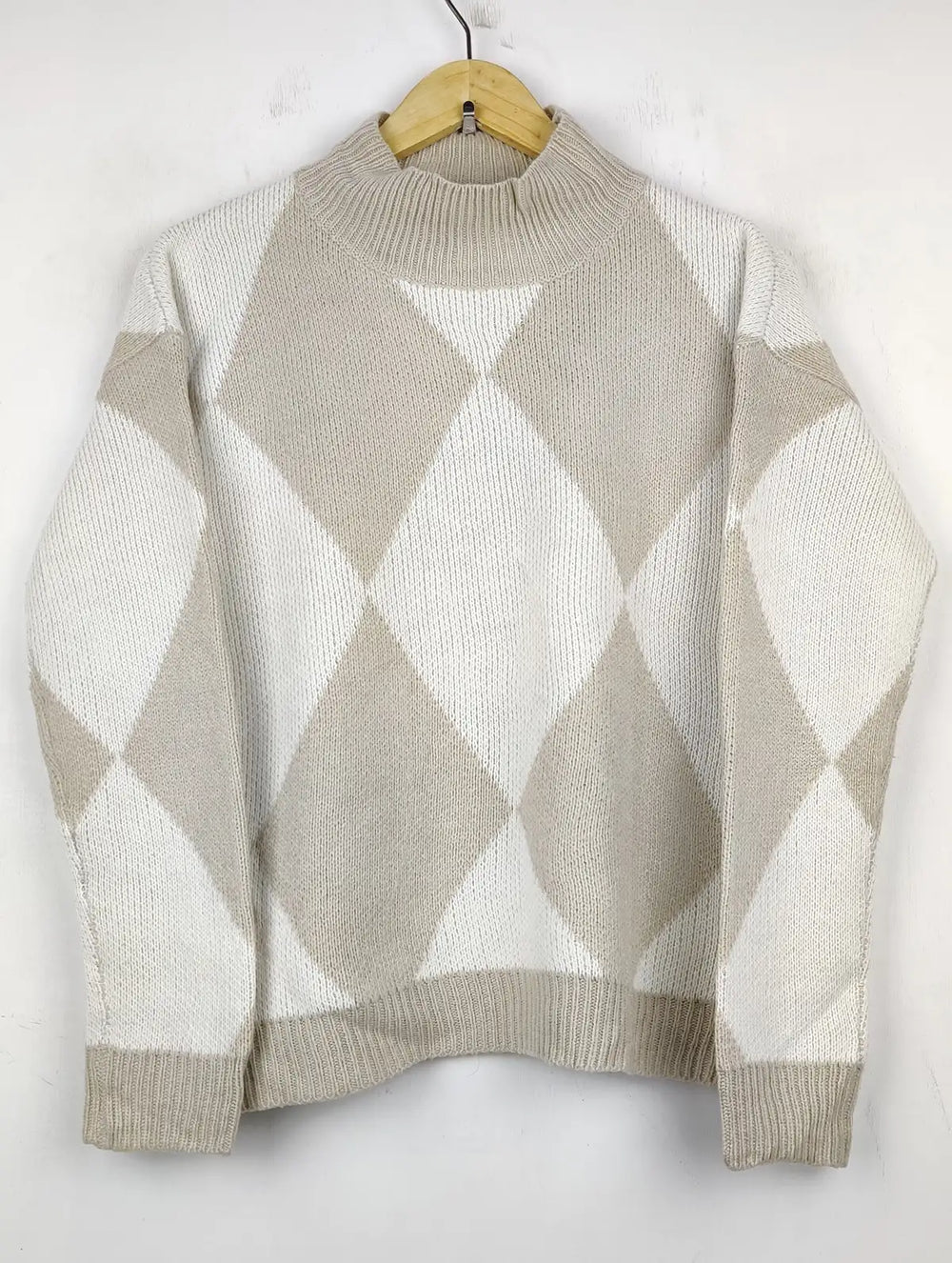 Buy online pre-used pre-loved 100% authentic & Original branded Shein (WT-5218) available in Pakistan. Top international brands avilable.