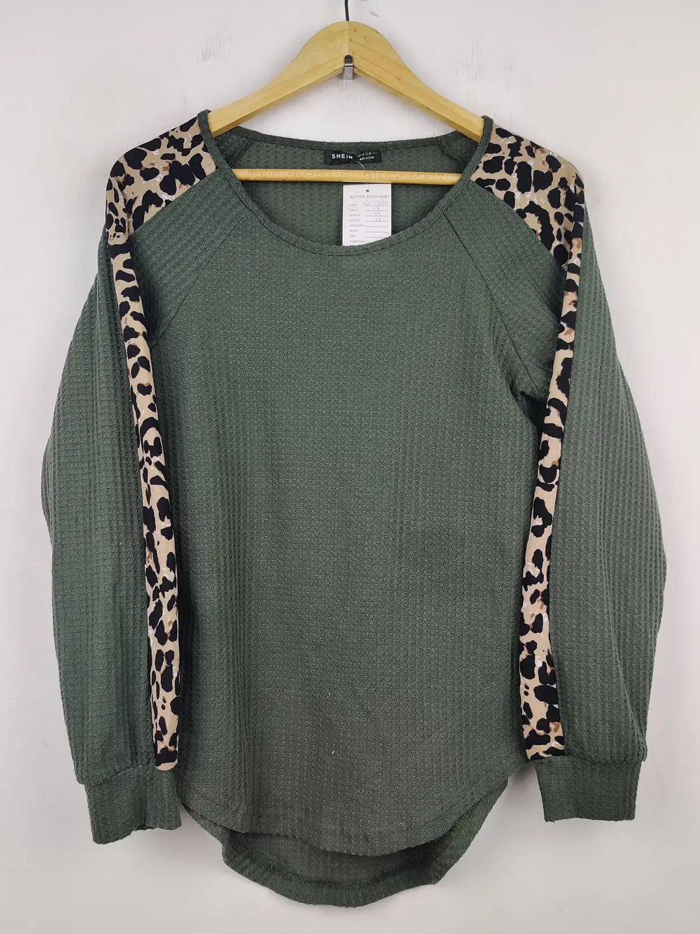 Buy online pre-used pre-loved 100% authentic & Original branded Shein (WT-5350) available in Pakistan. Top international brands avilable.