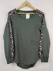 Buy online pre-used pre-loved 100% authentic & Original branded Shein (WT-5350) available in Pakistan. Top international brands avilable.