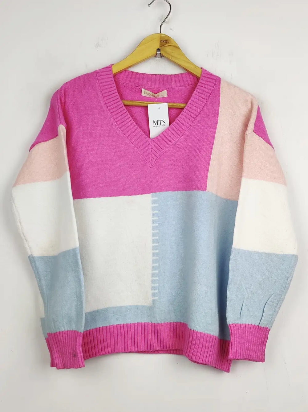 Buy online pre-used pre-loved 100% authentic & Original branded Viscose (WT-5376) available in Pakistan. Top international brands avilable.