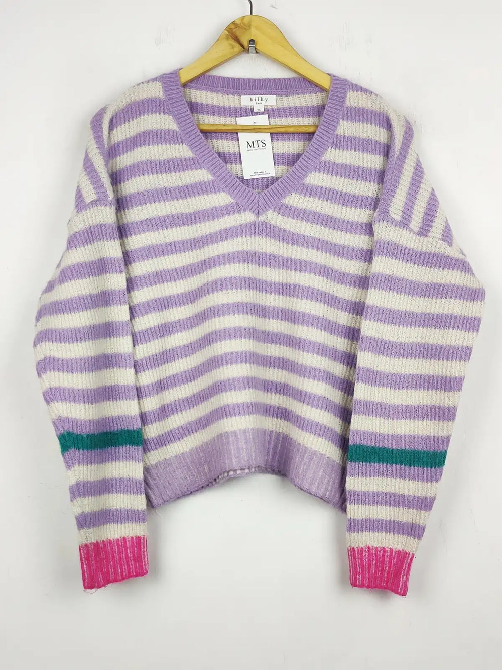 Buy online pre-used pre-loved 100% authentic & Original branded Kilky (WT-5406) available in Pakistan. Top international brands avilable.