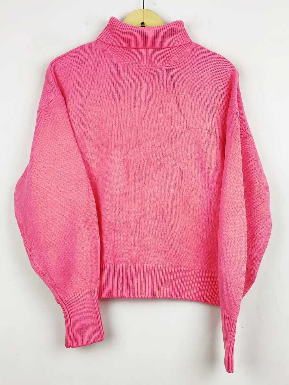 Buy online pre-used pre-loved 100% authentic & Original branded Asos (WT-5416) available in Pakistan. Top international brands avilable.