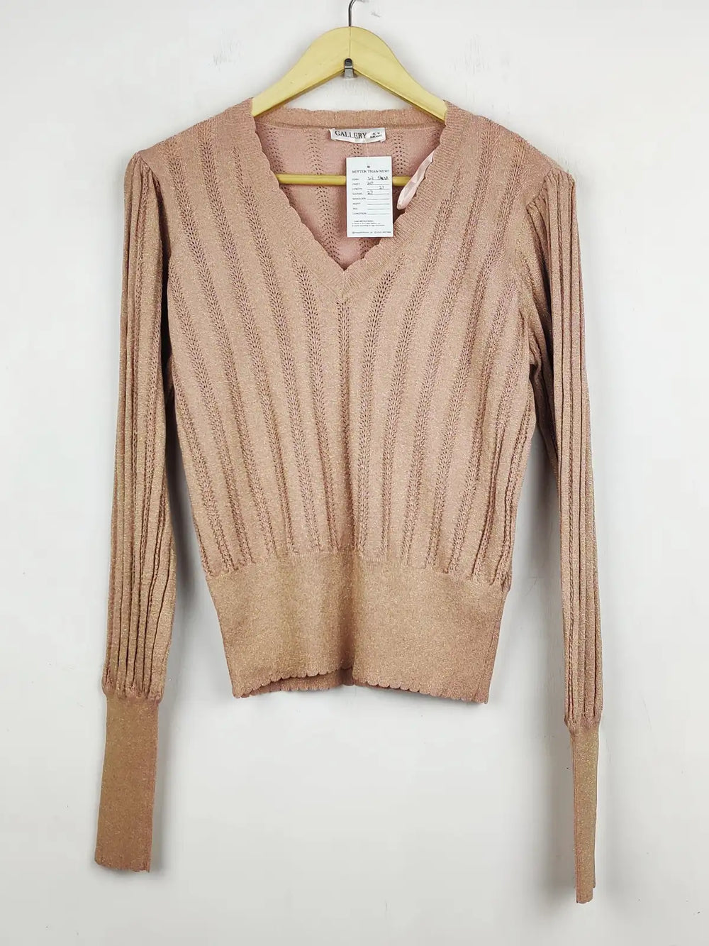 Buy online pre-used pre-loved 100% authentic & Original branded Gallery (WT-5438) available in Pakistan. Top international brands avilable.