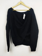 Buy online pre-used pre-loved 100% authentic & Original branded Shein (WT-5449) available in Pakistan. Top international brands avilable.