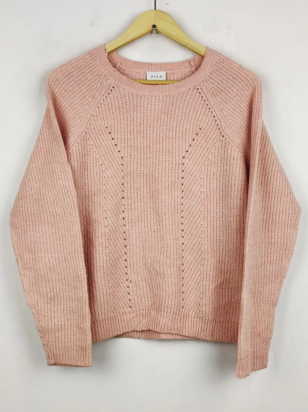 Buy online pre-used pre-loved 100% authentic & Original branded Vila (WT-5479) available in Pakistan. Top international brands avilable.