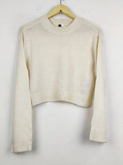 Buy online pre-used pre-loved 100% authentic & Original branded H&M (WT-5480) available in Pakistan. Top international brands avilable.