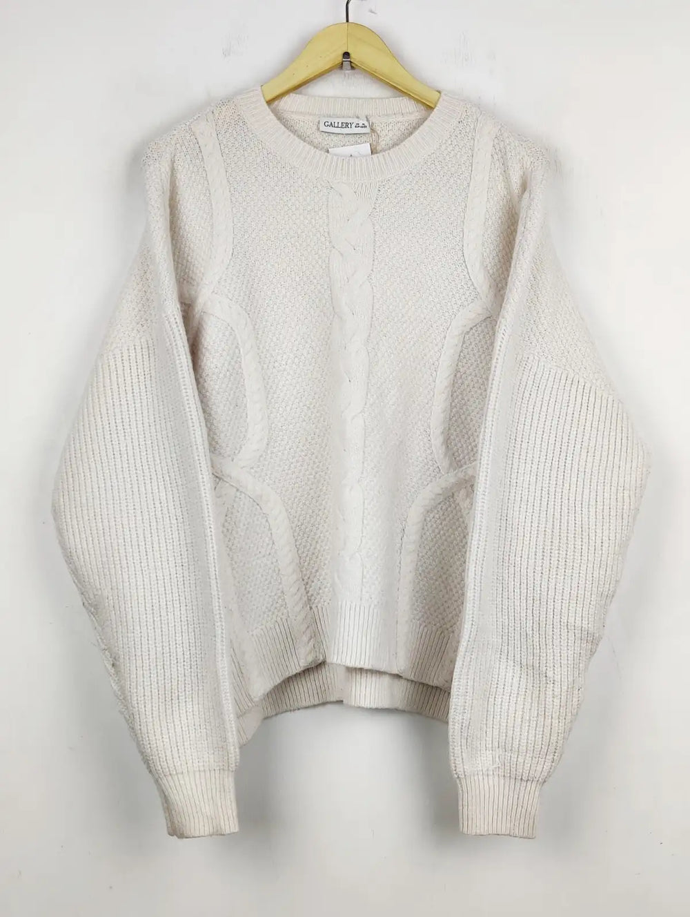 Buy online pre-used pre-loved 100% authentic & Original branded Gallery (WT-5491) available in Pakistan. Top international brands avilable.