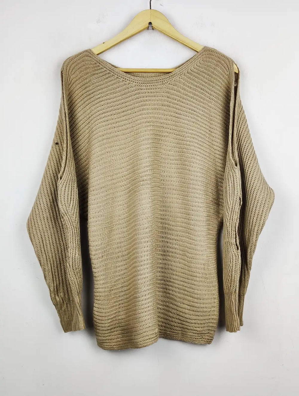 Buy online pre-used pre-loved 100% authentic & Original branded Shein (WT-5506) available in Pakistan. Top international brands avilable.