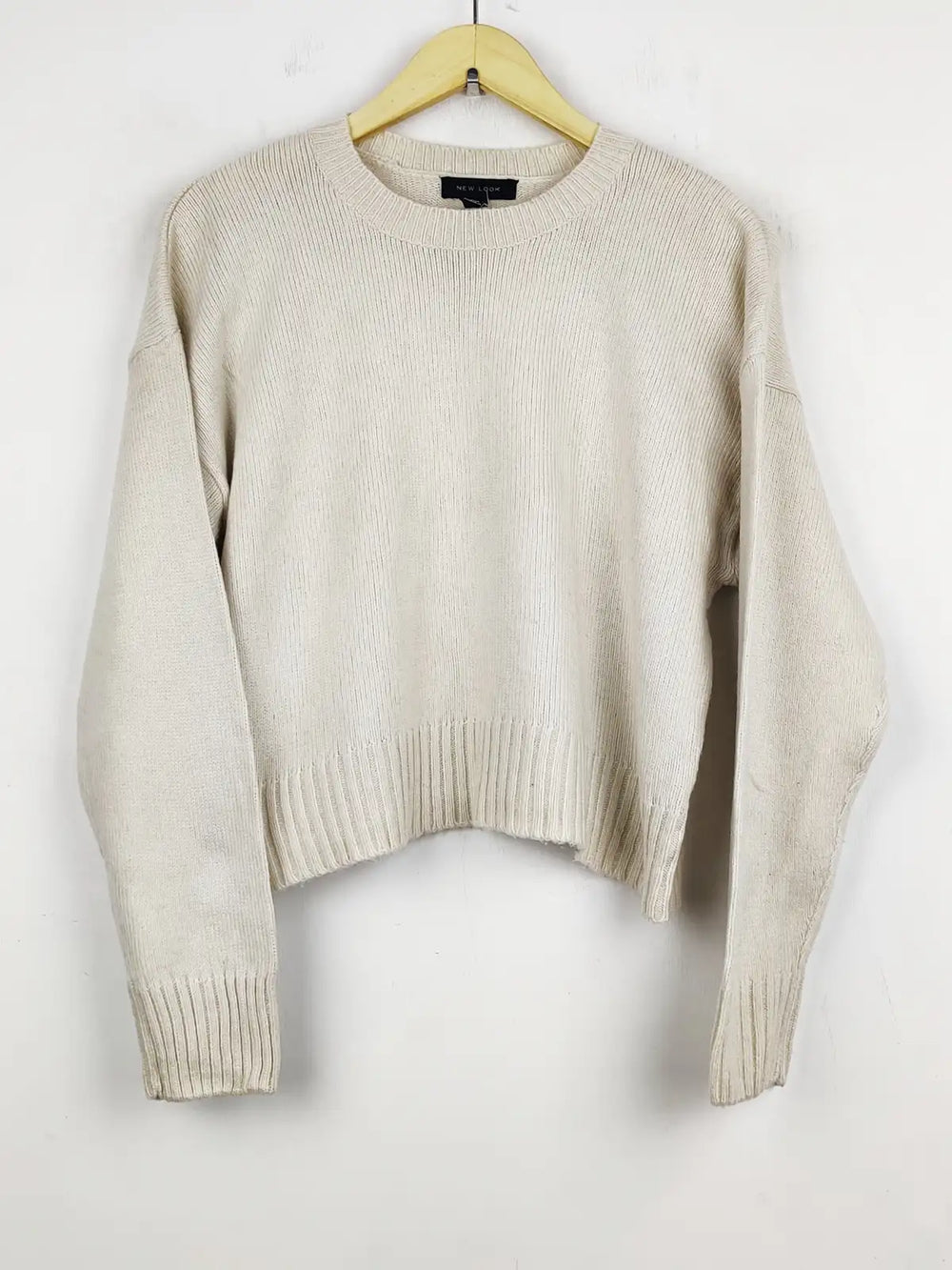 Buy online pre-used pre-loved 100% authentic & Original branded New Look (WT-5508) available in Pakistan. Top international brands avilable.