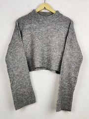 Buy online pre-used pre-loved 100% authentic & Original branded H&M (WT-5537) available in Pakistan. Top international brands avilable.