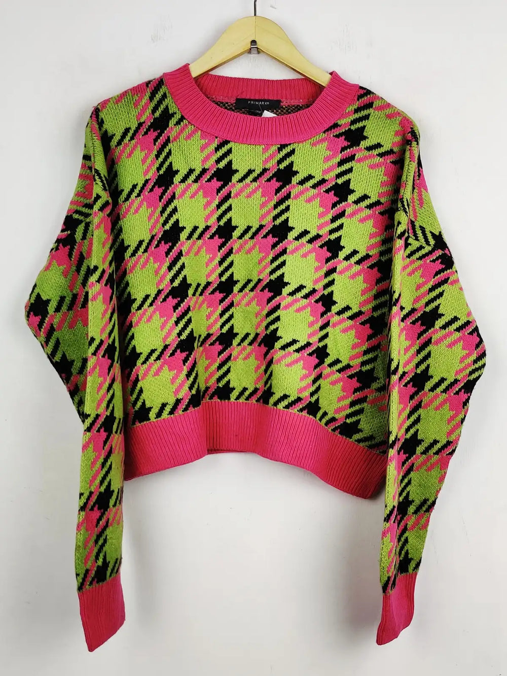 Buy online pre-used pre-loved 100% authentic & Original branded Primark (WT-5542) available in Pakistan. Top international brands avilable.