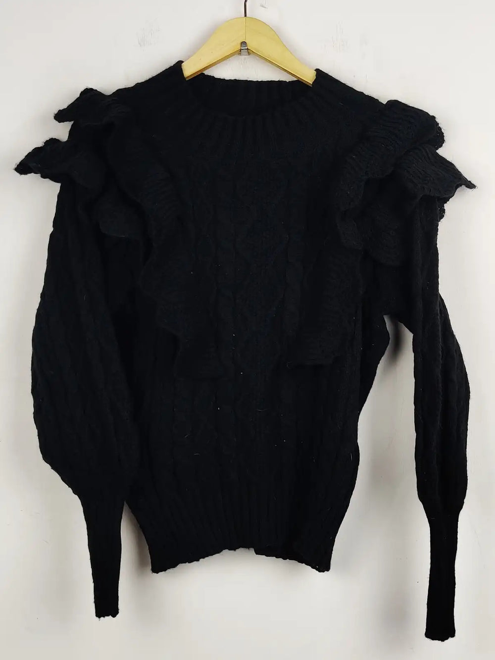 Buy online pre-used pre-loved 100% authentic & Original branded Shein (WT-5545) available in Pakistan. Top international brands avilable.