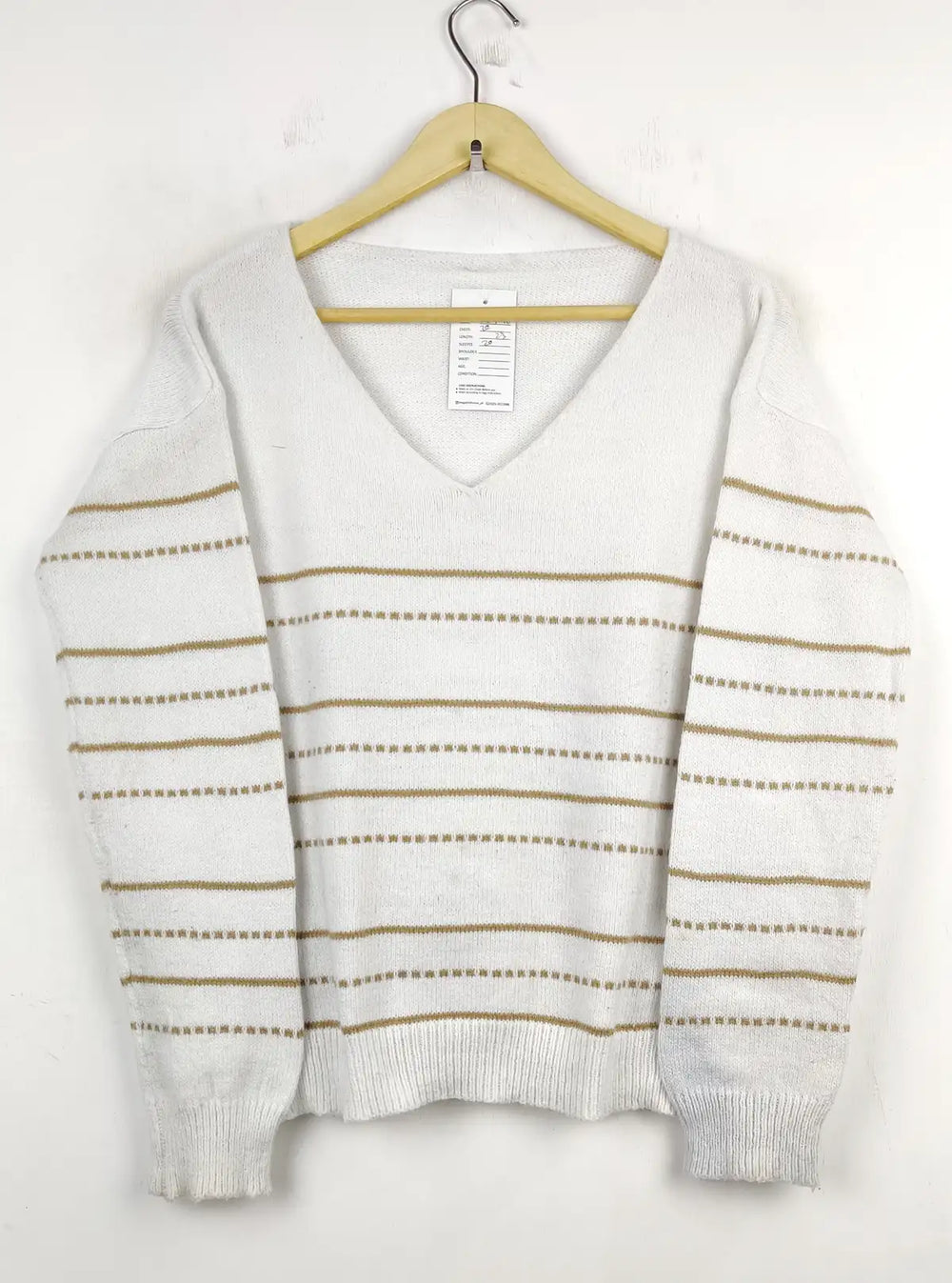 Buy online pre-used pre-loved 100% authentic & Original branded Shein (WT-5596) available in Pakistan. Top international brands avilable.