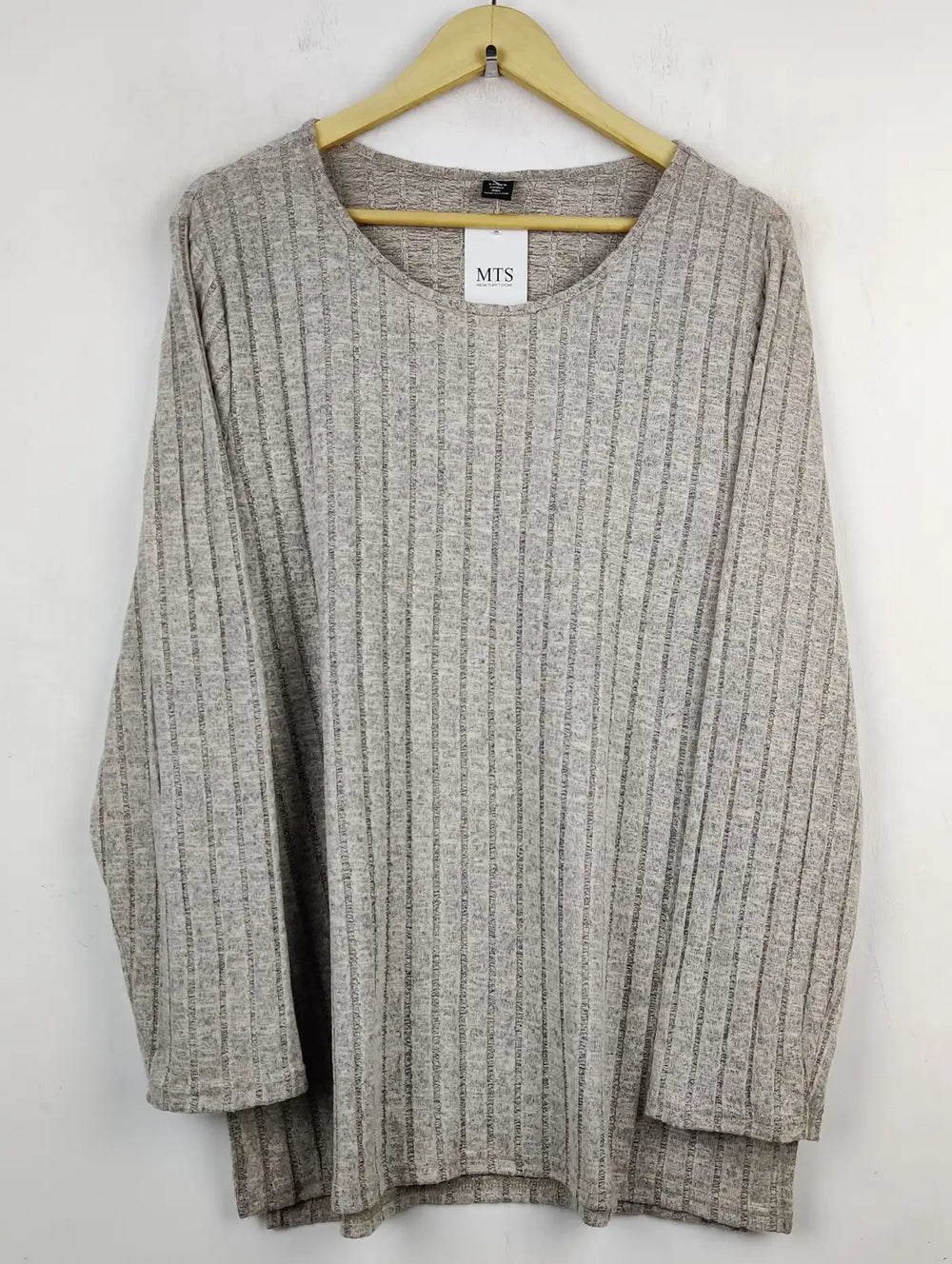 Buy online pre-used pre-loved 100% authentic & Original branded Shein (WT-5615) available in Pakistan. Top international brands avilable.